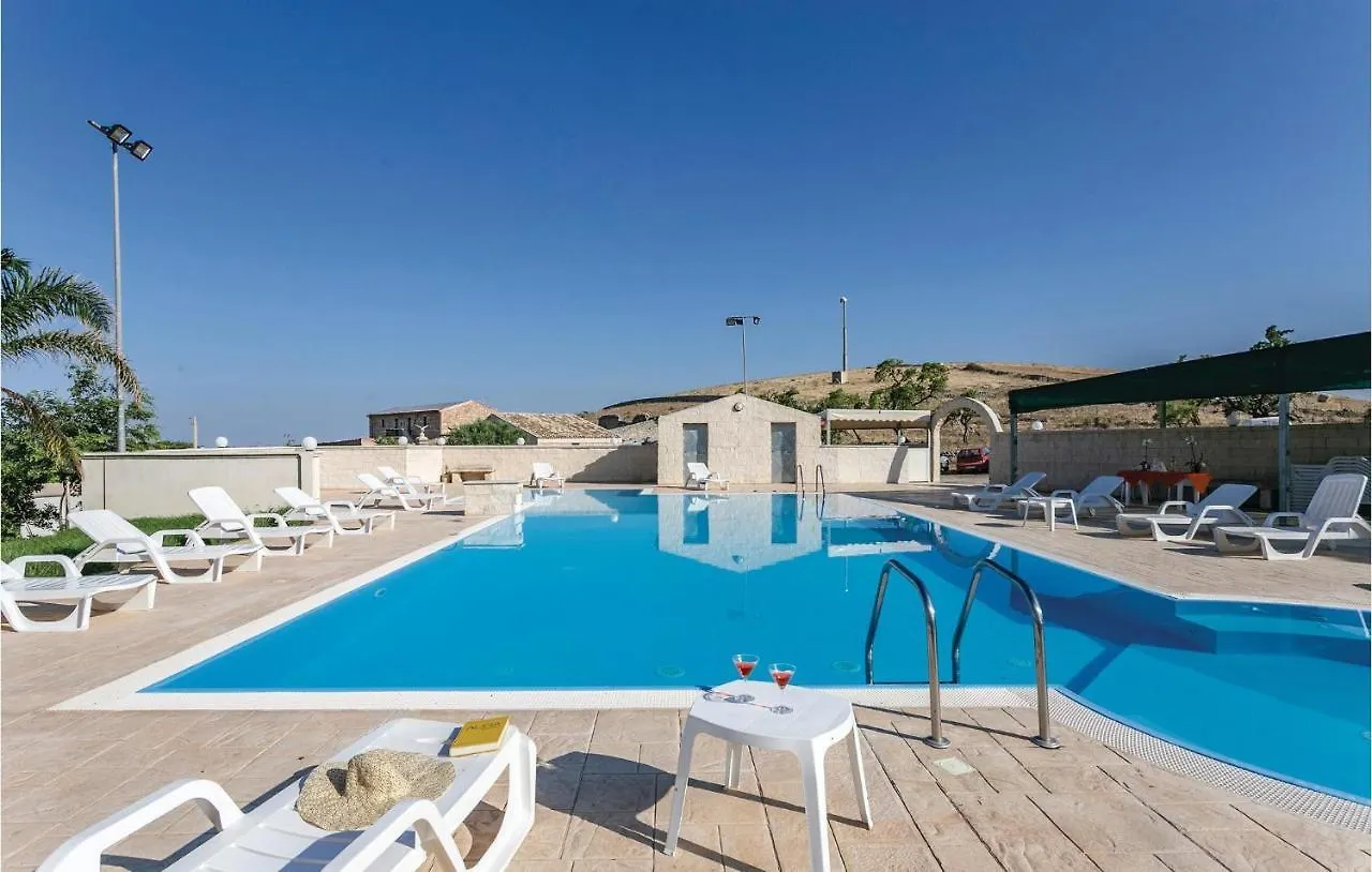 Nice Home In Ragusa With Outdoor Swimming Pool
